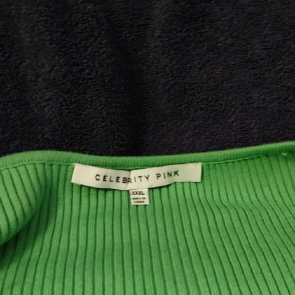 Celebrity Pink Vibrant Green Ribbed Top - Picture 2 of 3